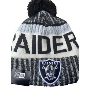 Las Vegas Raiders Knit Winter Hat Beanie New Era Cap Field Sideline NWT